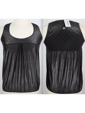 New Chanel 38 US 6 T shirt top vest 07P logo pin quilted pattern black